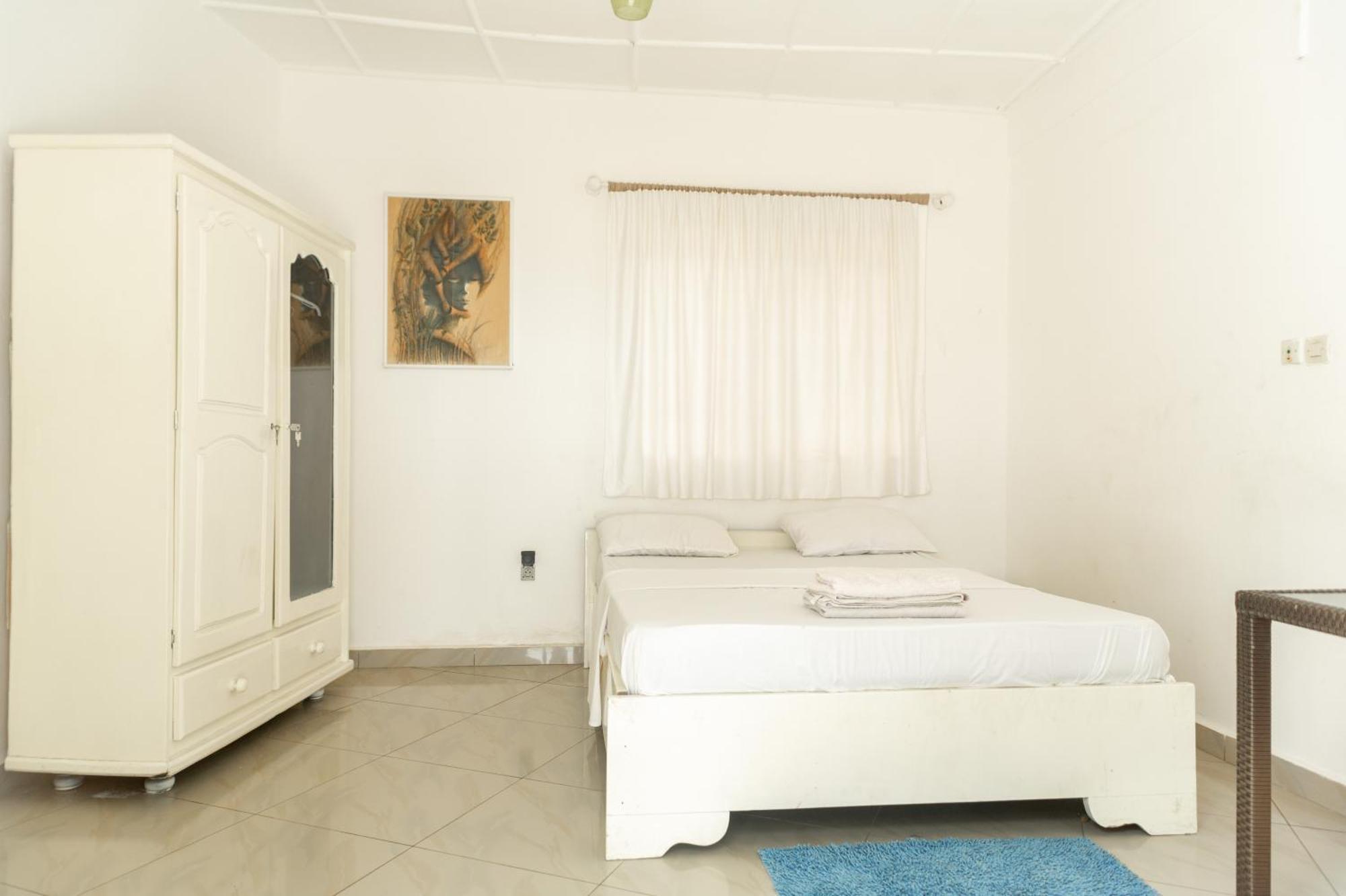Tahiti Hotel Cotonou Exterior photo
